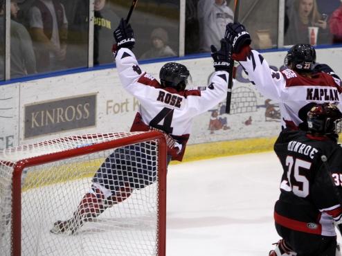 Ice Dogs drop Wildcats for 6th straight win