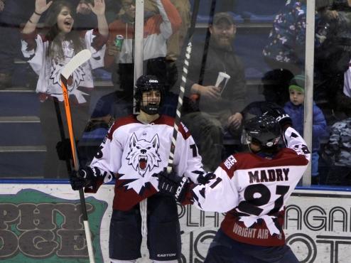 Ice Dogs beat Wild again