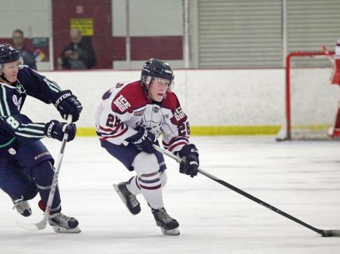 Ice Dogs beat Brookings, improves to 8-0