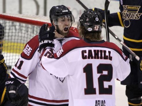 Fairbanks Ice Dogs sweep Jr. Blues with 4-2 win