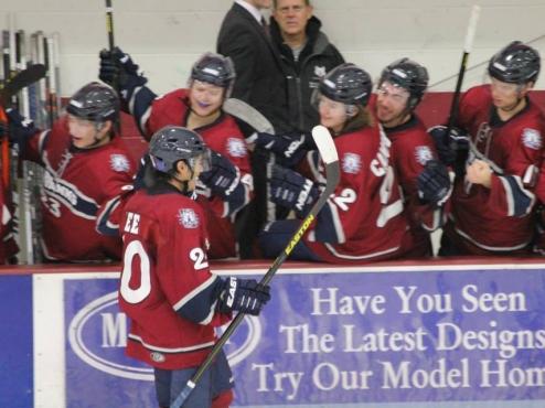 Ice Dogs pull victory in close game shootout