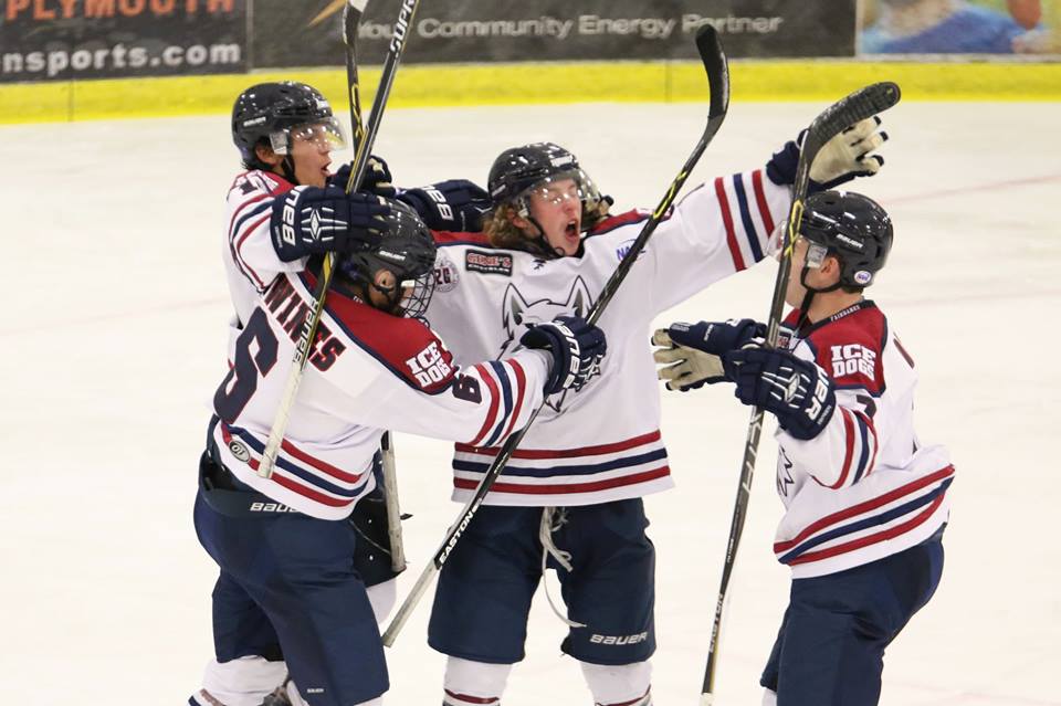 Ice Dogs edge Wildcats in Showcase opener